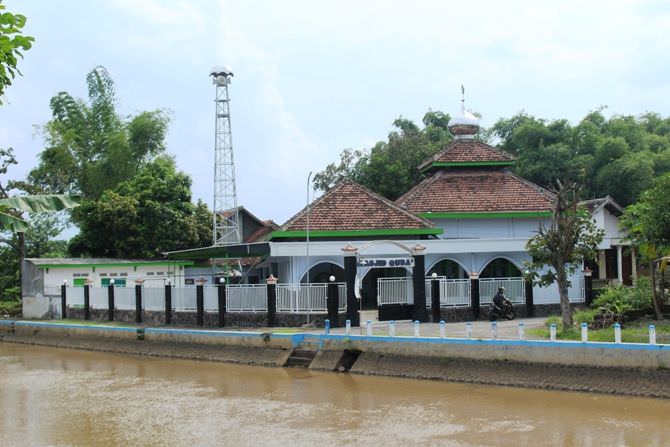 Di Dusun Ngepeh; Masjid, Gereja, dan Pura Hanya Berjarak 100 Meter