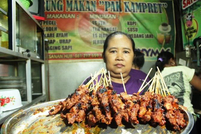 Sate Kampret, Salah Satu Destinasi Kuliner Malam Legendaris di Jombang