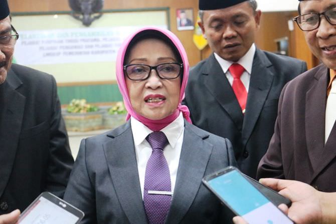 DD-ADD Desa Mojowarno Belum Cair, Bupati Mundjidah Janji Cari Solusi