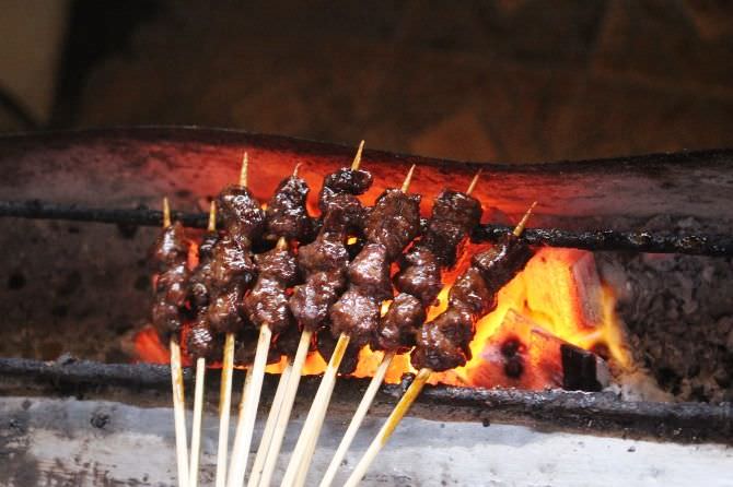 Sate Kuda Sumbawa; Legendaris Sejak 1997, Pakai Daging Kuda Sumbawa
