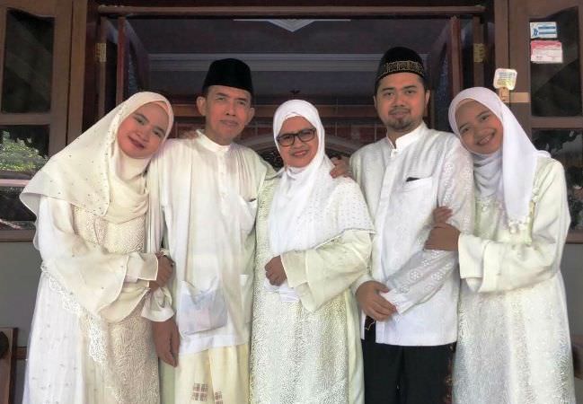 Mengenal Hj Umy Hasunah, Pengasuh Asrama Putri X Hurun Inn Darul Ulum