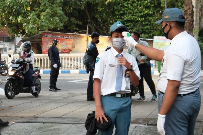 Uji Coba PTM di Jombang, Siswa Belajar Empat Jam Tanpa Istirahat
