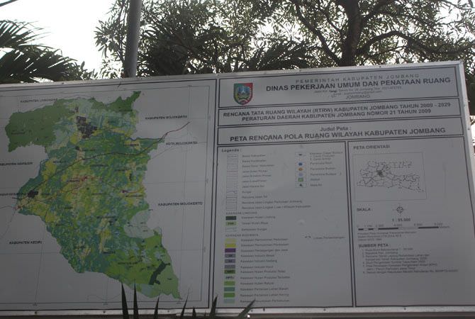 Para wakil rakyat mempertanyakan kejelasan revisi peraturan daerah