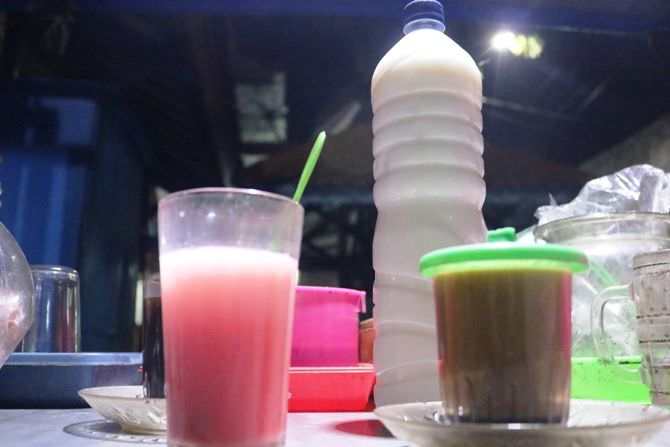 Mencicipi Segarnya Susu Legendaris di Pasar Legi Jombang
