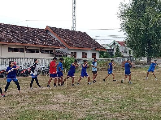 Sebanyak delapan atlet muaythai Jombang Rabu (28/10/2020) menjalani