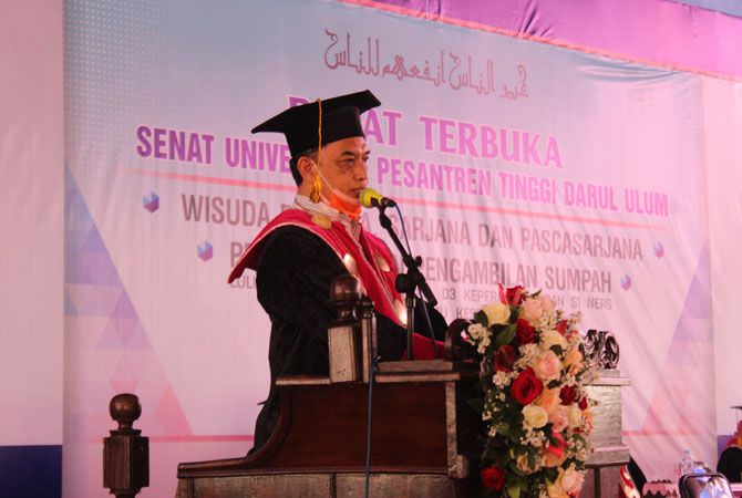 Ketua Yayasan Pesantren Tinggi Darul Ulum KH Zaimuddin As
