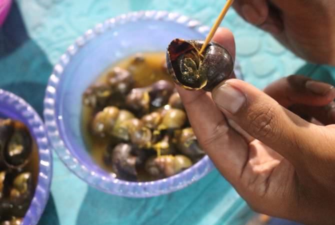 JOMBANG - Kudapan yang satu ini bisa dibilang sangat unik. Berasal dar