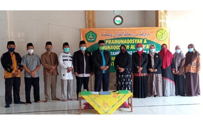 SEMENTARA ITU, MTsN 1 terus berupaya menjadi madrasah yang mampu mence
