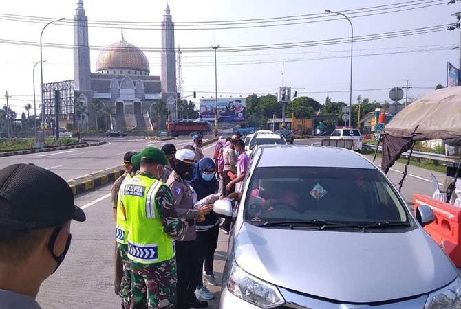 JOMBANG – Meski Lebaran sudah berakhir, Satlantas Polres Jombang masih
