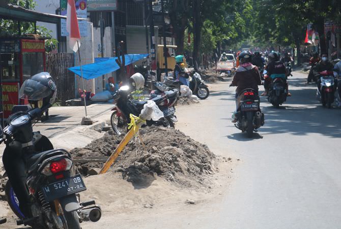Proyek Jaringan Gas Bumi di Jombang Kota Juga Dikeluhkan