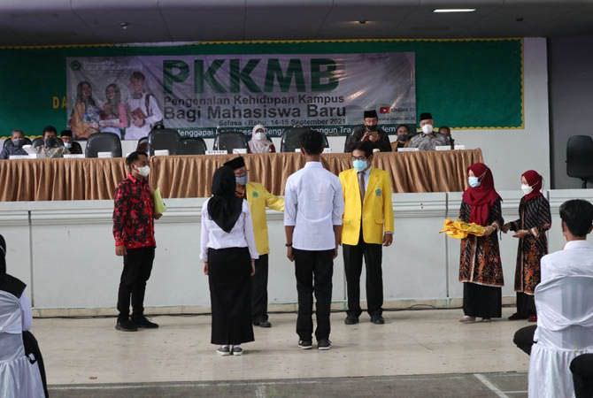 Hadiri Pengenalan Kehidupan Kampus Bagi Mahasiswa Baru Undar Jombang