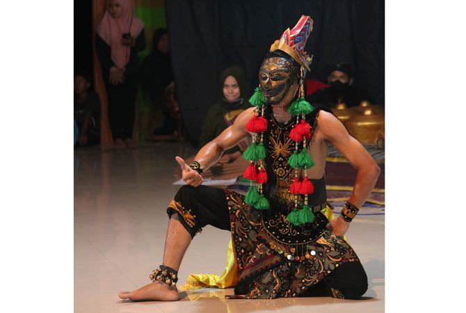 Mengintip Pementasan Wayang Topeng Jatiduwur Kesamben Jombang