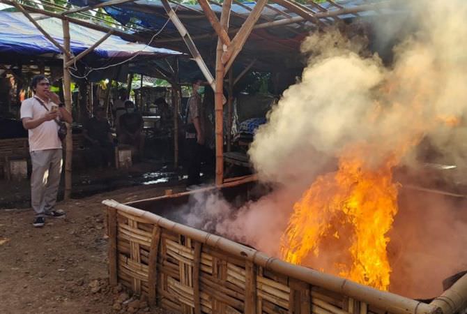 Judi Kambuhan, Sejumlah Kalangan Dibakar