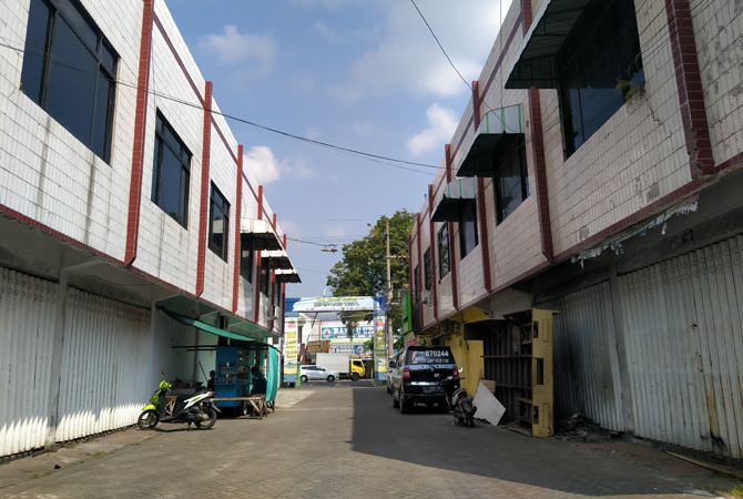 Polemik Aset Pertokoan Simpang Tiga Masih Buram