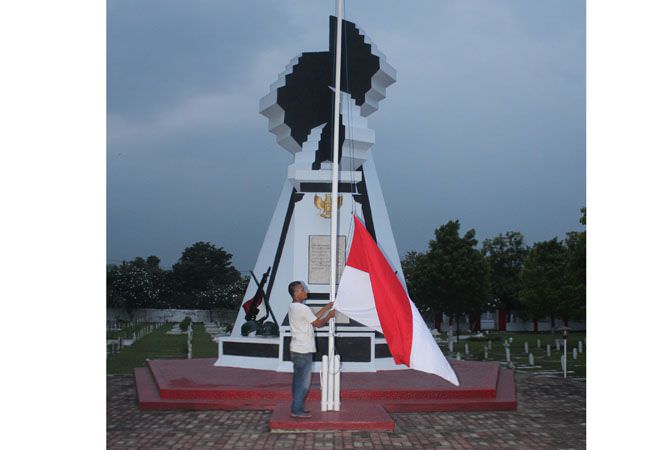 Hari Pahlawan, Siapkan 80 Keranjang Bunga