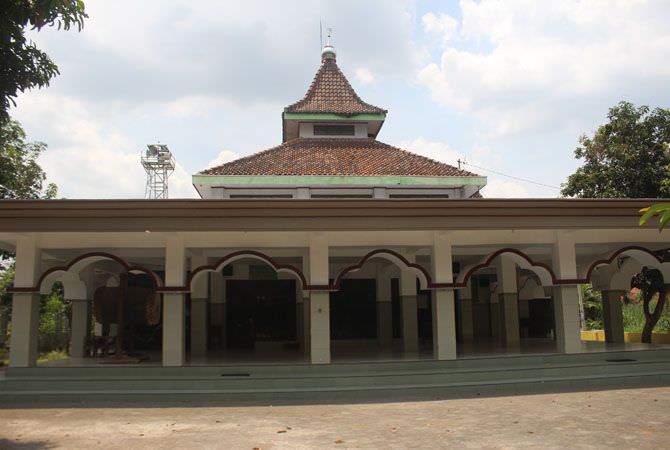 Usung Konsep Jawa Kuno, Terilhami Model Masjid Kudus