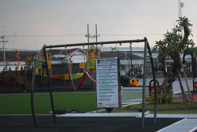 Besok Proyek Revitalisasi Alun-Alun Jombang Direncanakan Soft Opening