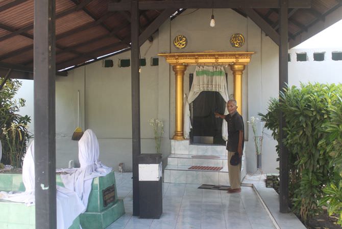 Musala Mbah Imam Nawawi Klampok Arum Jadi Jujukan Peziarah