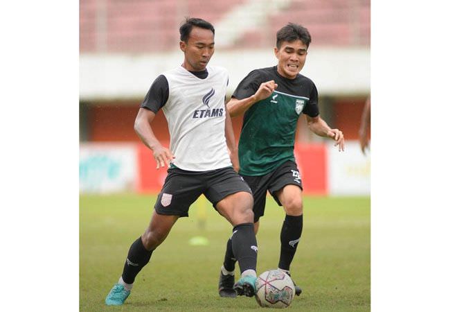 Nurdiansyah Pemain Sepak Bola asal Jombang Incar Lima Besar