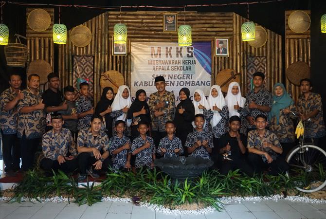 SMPN 2 Jogoroto Jombang Uri-Uri Kebudayan Jawi