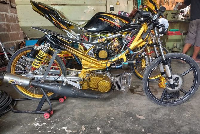 Tren Yamaha Fiz R Drag