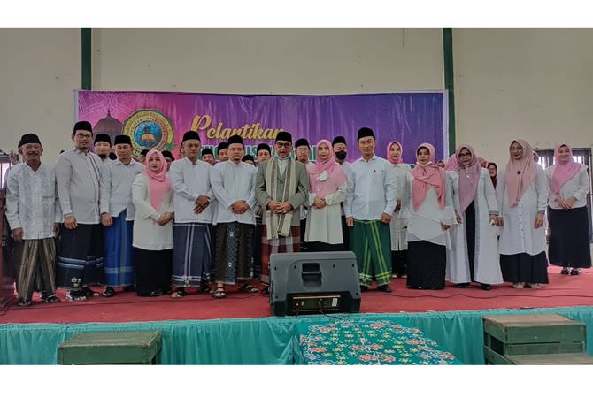 Susunan Pengurus Yayasan Ponpes Bahrul Ulum Tambakberas Jombang