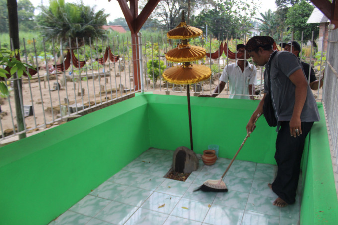 Makam Den Ayu Putri Trah Majapahit di makam umum Dusun Padar, Desa Kesamben, Kecamatan Ngoro.