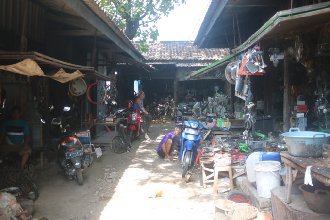 Pasar Tunggorono bakal direhab tahun ini. Kondisi pasar yang kumuh bakal diperbaiki lebih bersih dan nyaman.