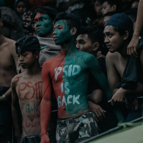 Jomber, suporter PSID saat mendukugn tim kesayangannya beberapa tahun lalu.