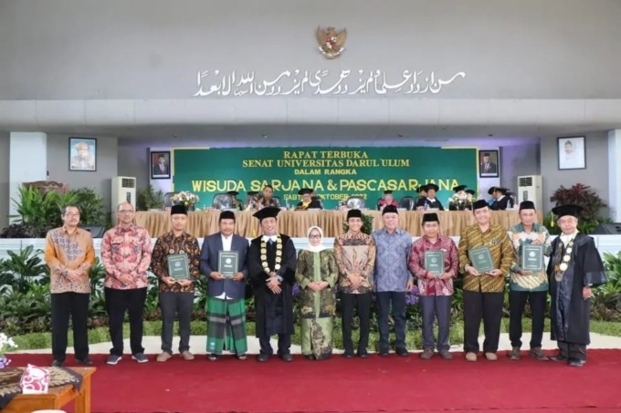 Sejumlah tokoh nasional yang hadir dalam wisuda Sarjana dan Pascasarjana Undar