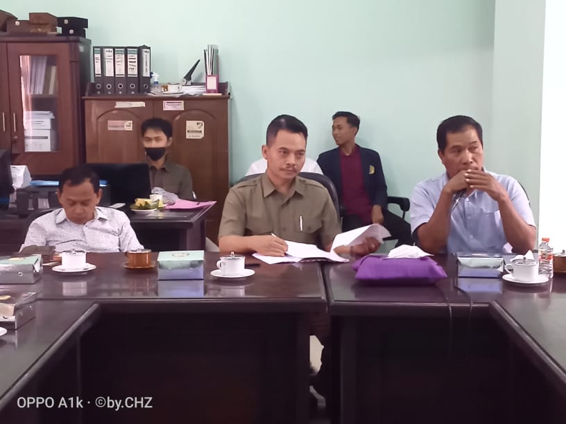 Komisi B sedang melakukan hearing dengan LMDH di Jombang
