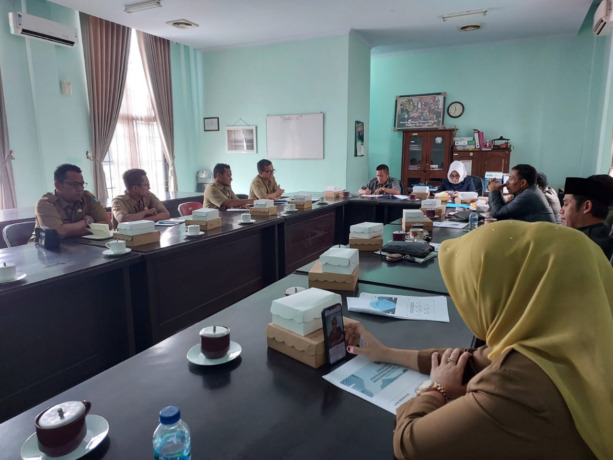 Suasana hearing Komisi C dan Dinas PUPR Jombang