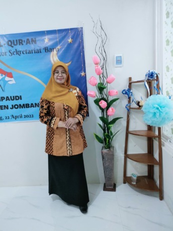 Tita Aniqowardani, SPd, Ketua Himpaudi Jombang