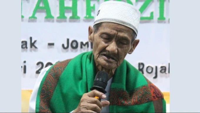KH Masduqi Abdurrahman (Al Hafidz), Pengasuh Ponpes Roudhotu Tahfizul Qur’an Perak