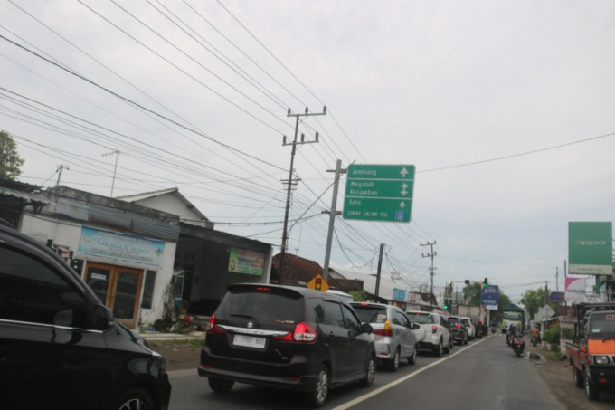 Jalur Provinsi Jombang-Ploso ini akan jadi salah satu titik rentan kemacetan dan tim pengurai akan disiapkan untuk mengantisipasinya.
