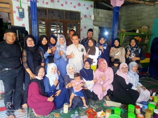 HM Syarif Hidayatullah ST MMT (Gus Sentot) saat halalbihalal di Diwek, Selasa (25/4).