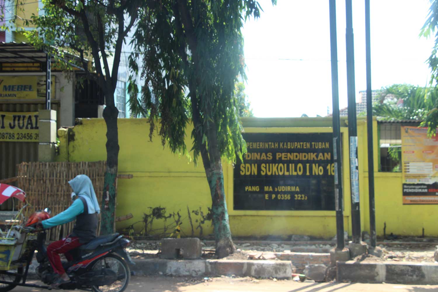 SEPI PEMINAT: SDN Sukolilo 1, Kecamatan/Kabupaten Tuban yang tiap tahun menerima pendaftar tak lebih dari tiga siswa. (Yudha Satria Aditama/Radar Tuban)