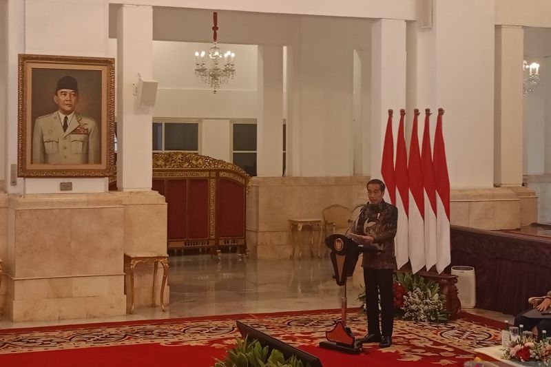 Presiden Joko Widodo memberikan sambutan saat meresmikan Pembukaan Kongres XXV Persatuan Wartawan Indonesia 2023 di Istana Negara, Jakarta, Senin (25/9/2023). ANTARA/Rangga Pandu Asmara Jingga.
