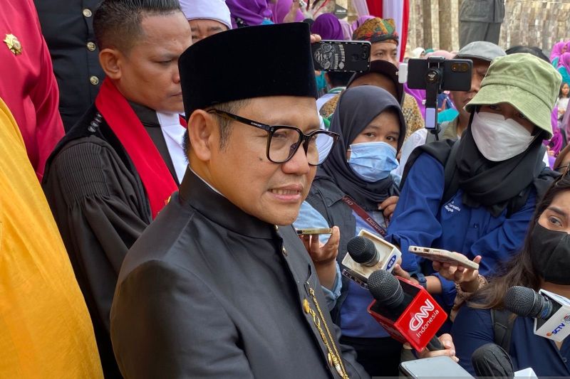 Cawapres dari Koalisi Perubahan yang juga merupakan Ketua Umum Partai Kebangkitan Bangsa (PKB) Muhaimin Iskandar atau Cak Imin ditemui di Tugu Proklamasi, Jakarta. ((ANTARA/Fath Putra Mulya)