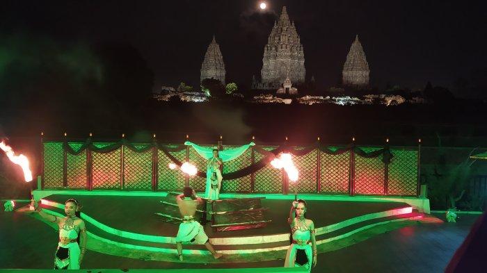 Pertunjukan Shinta Obong diluncurkan di area riverside, Prambanan, Jumat (29/9) malam. Atraksi baru ini diharapkan menjadi magnet baru, wisata malam di seputar Candi Prambanan. (Tribun)