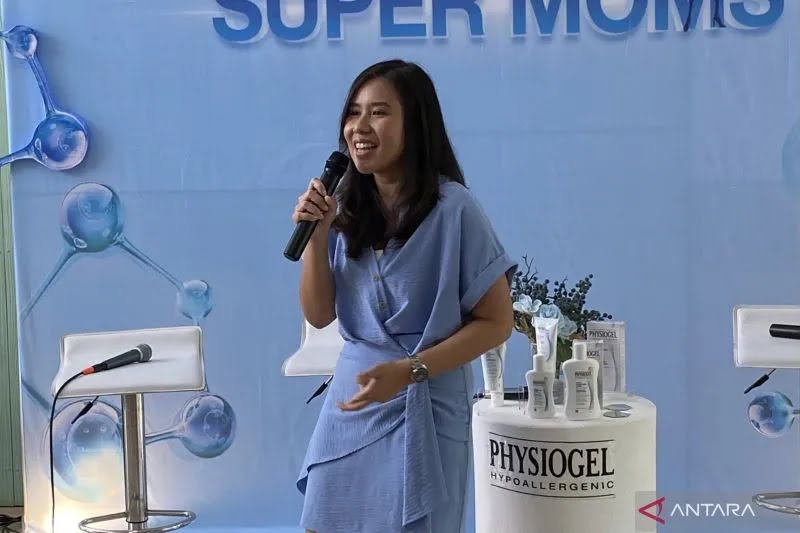 Psikolog kognitif perilaku, Maizan Dianati dalam acara Hello Super Moms: The Secret to Mom and Kid Happiness dari Physiogel di Jakarta, Sabtu (21/10). (ANTARA)