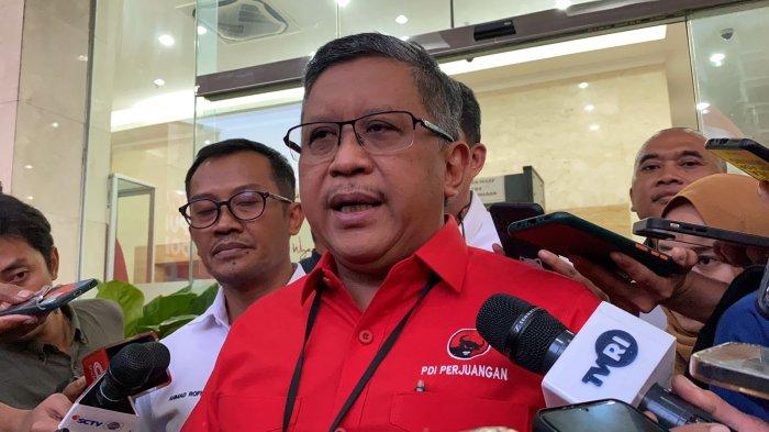 Sekretaris Jenderal (Sekjen) PDIP, Hasto Kristiyanto. (Sekjen PDI Perjuangan (PDIP) Hasto Kristiyanto di Kantor DPP PDI