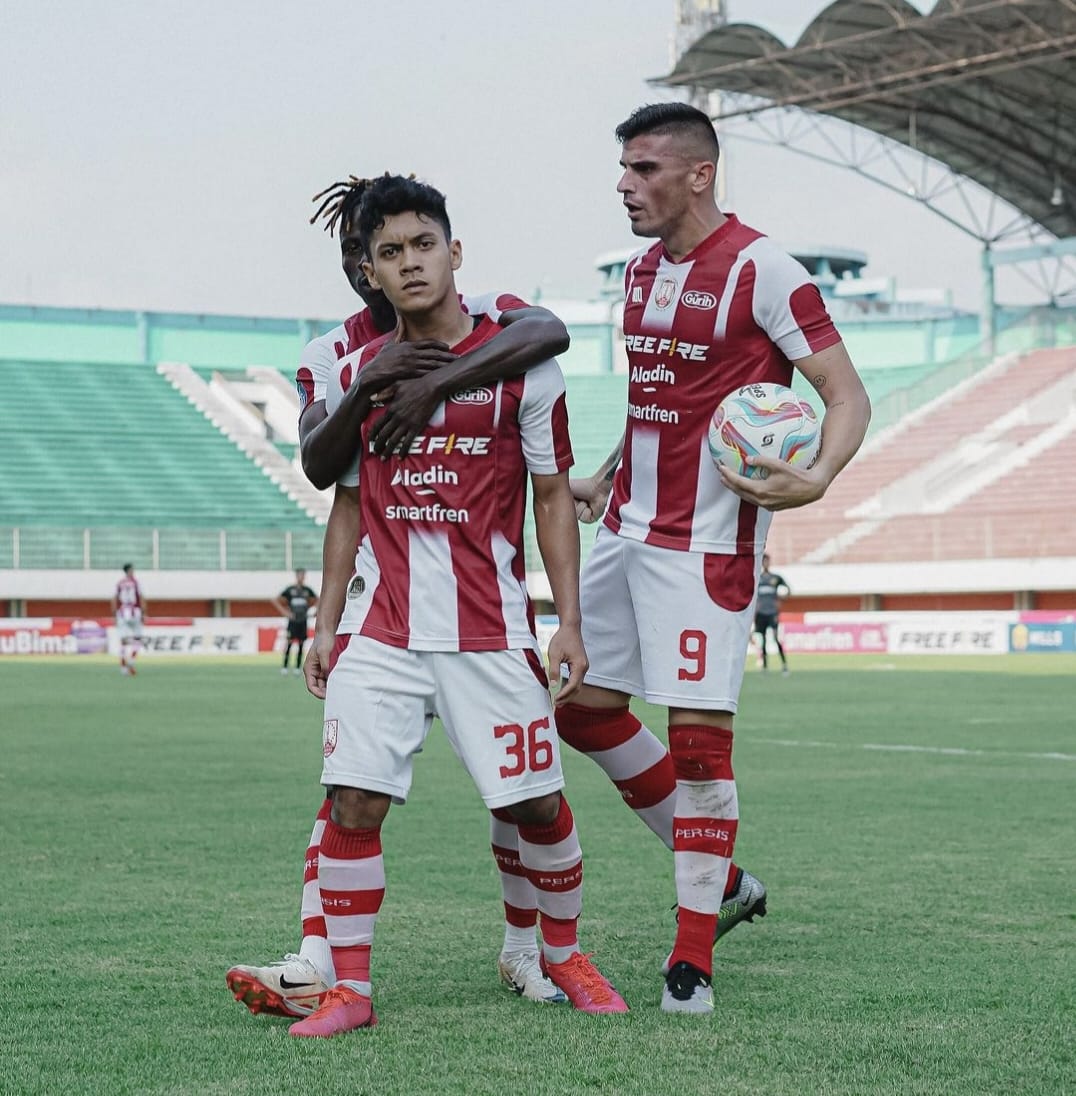 Pemain Persis merayakan gol pertama ke gawang Bhayangkara Presisi dalam lanjutan Liga 1 di Stadion Maguwoharjo Sleman, Minggu (29/10) sore. (Instagram: Persis Solo)