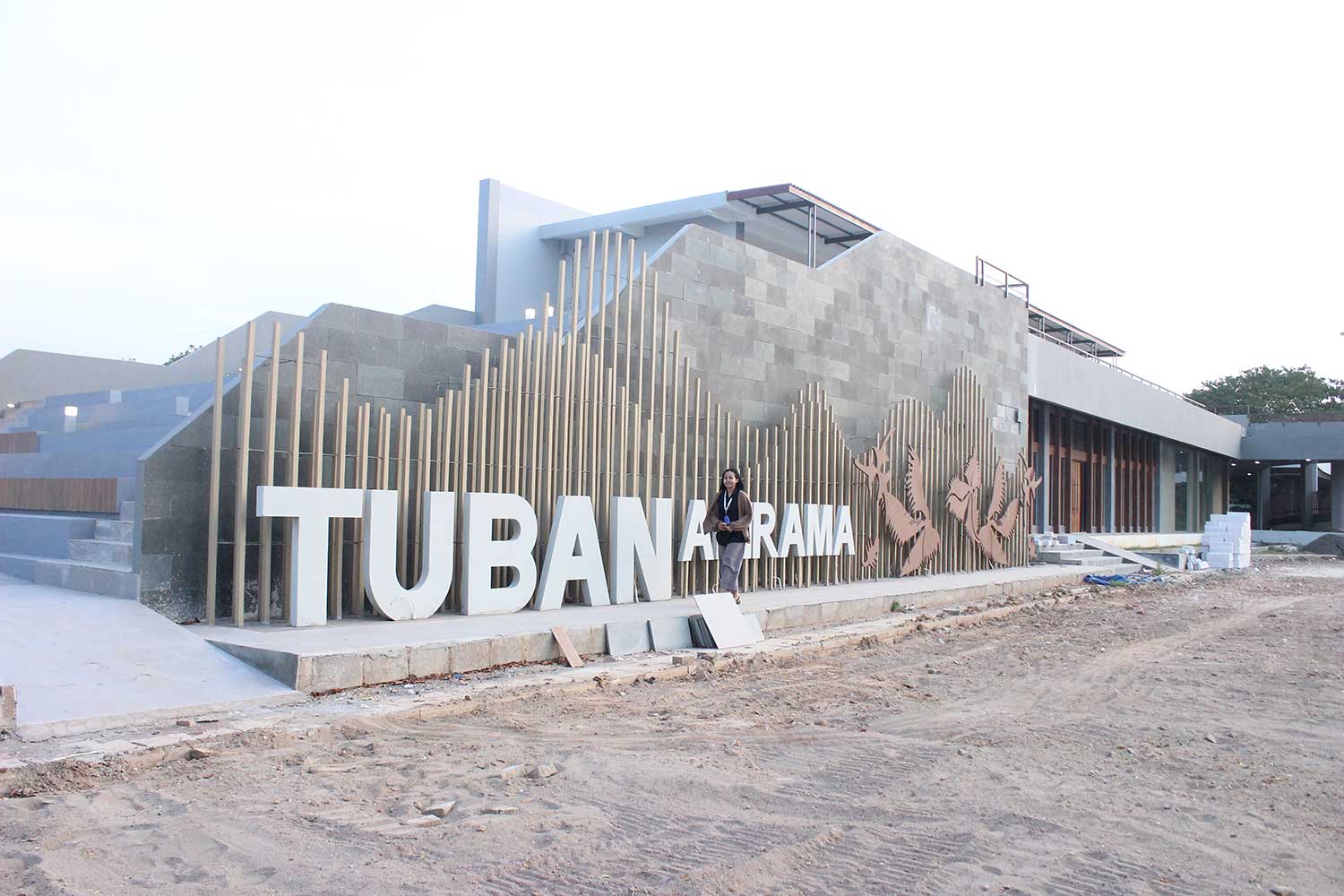 SEGERA DILUNCURKAN: Tuban Abirama, ruang publik yang menempati eks rest area direncanakan buka pada Januari 2024.