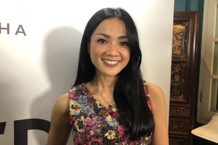 Aktris Nirina Zubir