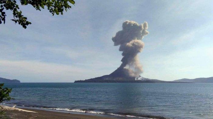 Penyeberangan Bakauheni-Merak aman ditengah erupsi Gunung Anak Krakatau