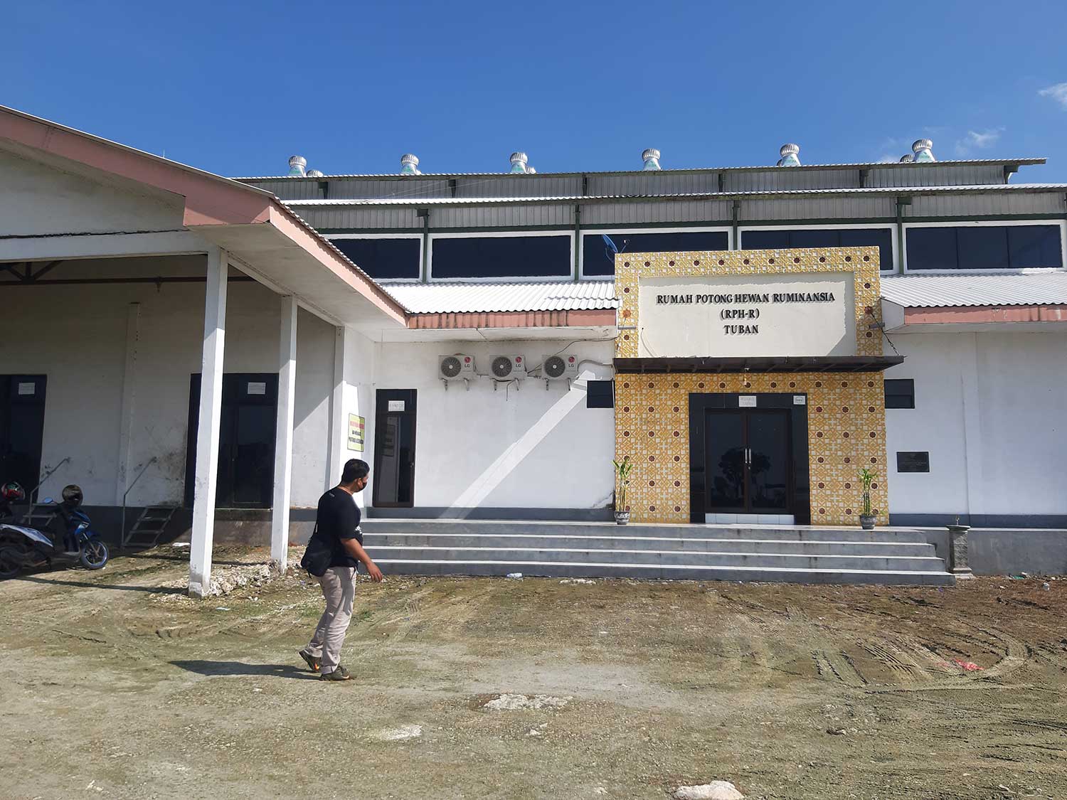 RPH Ruminansia Tuban di Kelurahan Mondokan, Kecamatan Tuban.
