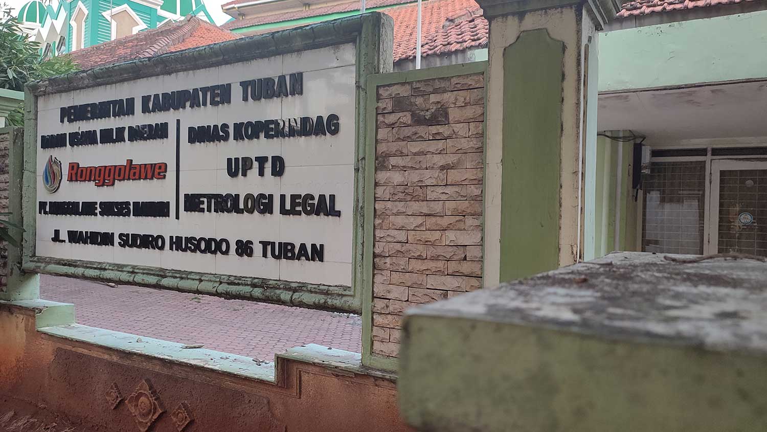 BELUM TERUNGKAP: Kantor BUMD RSM Tuban di Jalan Dr. Wahidin Sudiro Husodo yang sampai saat ini kasus perkaranya belum terungkap.
