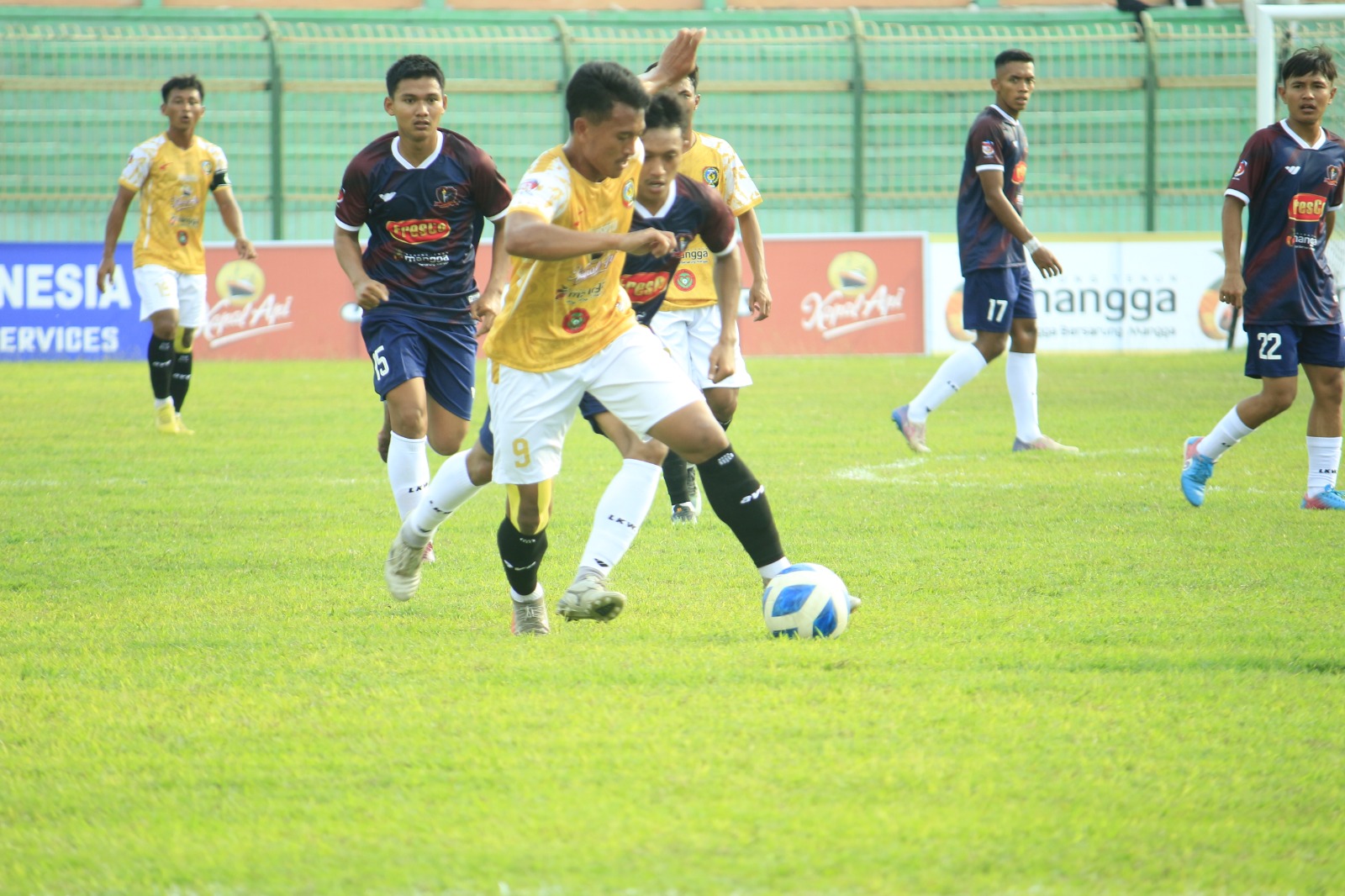 TAHUN INI HARUS LEBIH BAIK: Punggawa Persatu Tuban saat berlaga di Liga 3 Jatim 2023 lalu. Persatu hanya mampu finis di posisi ketiga Grup N.