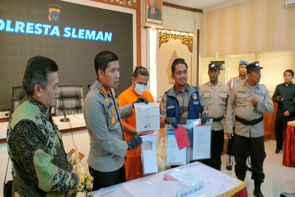Elwizan Aminudin, tersangka dokter gadungan di PSS Sleman akhirnya diamankan polisi